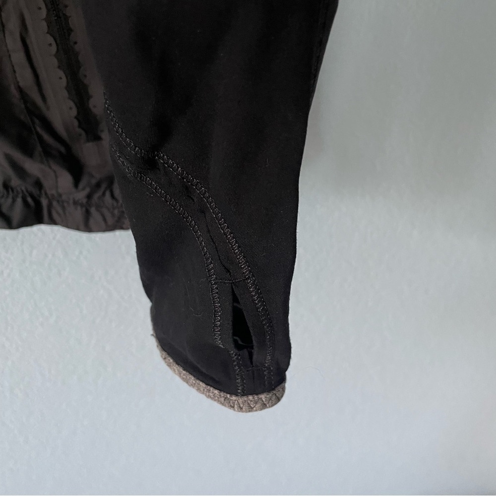 Lululemon Essential Windbreaker Full Zip Jacket - Picture 2 of 15